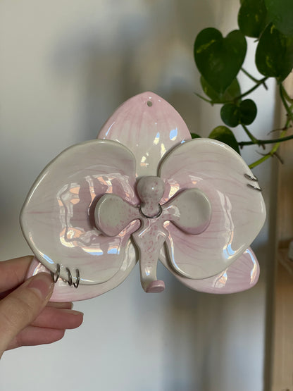 Light orchid piercing