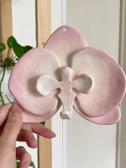 Orchidée murale violette