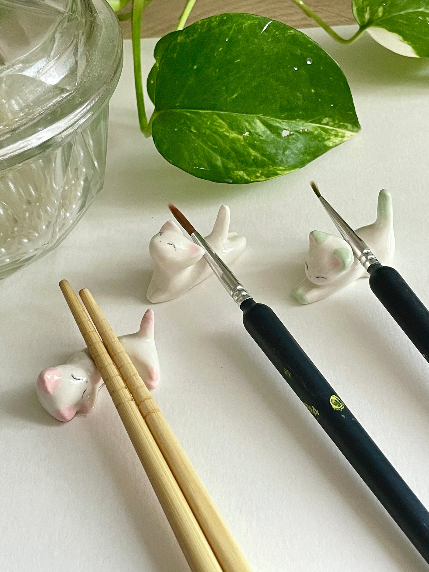 Blind box - porte baguettes chats 🥢