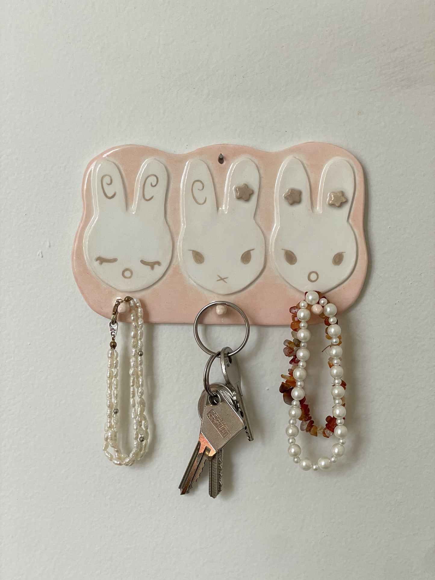 Portant mural - Lapin rose